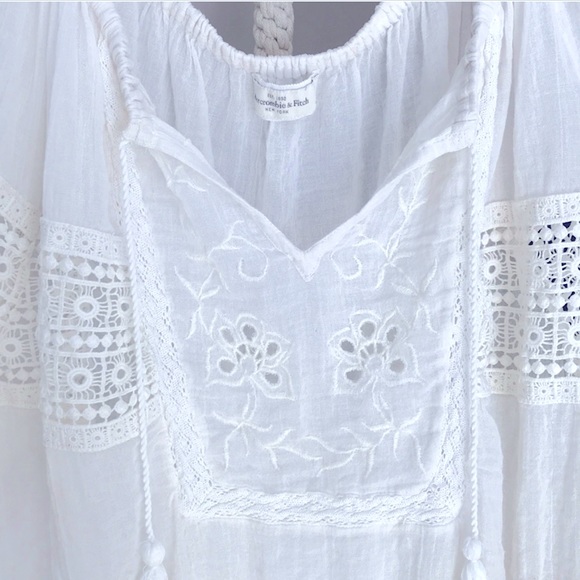 Abercrombie & Fitch🌷Boho, peasant top. - Picture 4 of 6